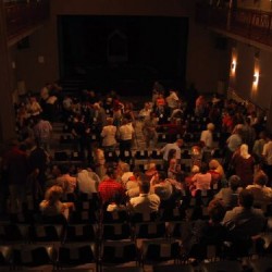 Pauze zaal juni 2003 - Toneelvereniging Plankenkoorts 